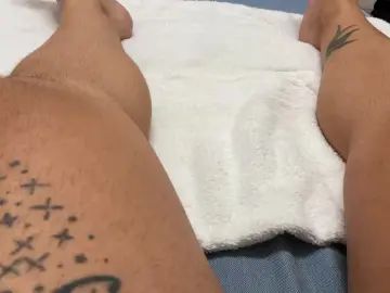 Gay sex chat with miky120983 - camgaychat.com - Italy
