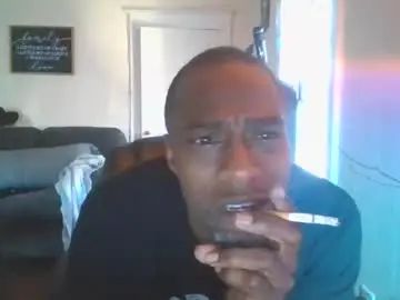 Gay sex chat with slim484035 - camgaychat.com