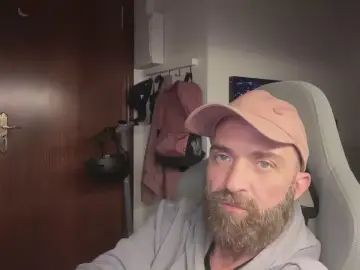 Gay sex chat with alroca82 - camgaychat.com - Spain