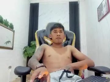 Gay sex chat with vinackk - camgaychat.com - Britain