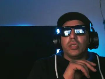 Gay sex chat with numeroone1 - camgaychat.com - Spain