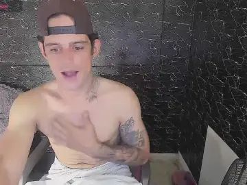 Gay sex chat with sexybigjefff - camgaychat.com - Britain