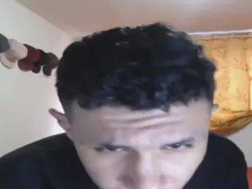 Gay sex chat with damiansexyboy69 - camgaychat.com - Britain