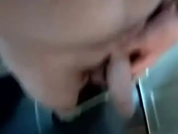 Gay sex chat with markadamwelch36 - camgaychat.com - Britain