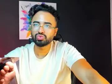 Gay sex chat with mateobeta - camgaychat.com