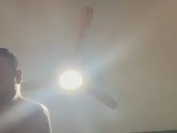 Gay sex chat with Glopepoilu - camgaychat.com - France