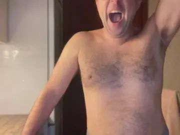 Gay sex chat with ufffff4200 - camgaychat.com - Britain