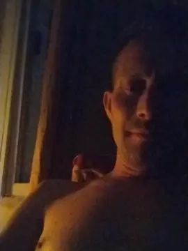 Gay sex chat with Menosmacho40 - camgaychat.com - Spain