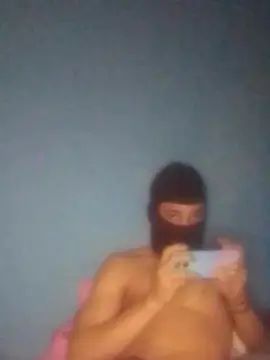 Gay sex chat with miguel3266 - camgaychat.com - Britain