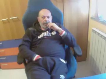 Gay sex chat with zeus8xxx4 - camgaychat.com - Italy