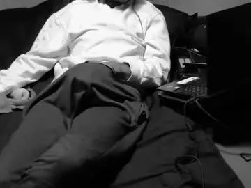 Gay sex chat with dan_blackburn - camgaychat.com - Spain