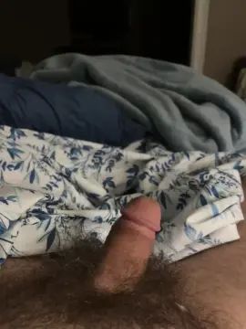 Gay sex chat with Mywifestoyz - camgaychat.com