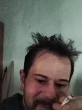 Gay sex chat with Andreadj69 - camgaychat.com - Italy