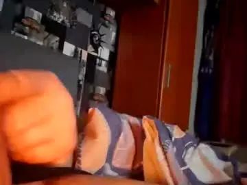 Gay sex chat with wayetke - camgaychat.com - Britain