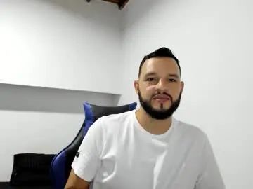 Gay sex chat with yulian0920 - camgaychat.com - Spain