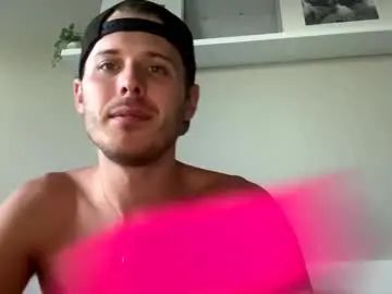 Gay sex chat with coltonnashxxx - camgaychat.com - Britain