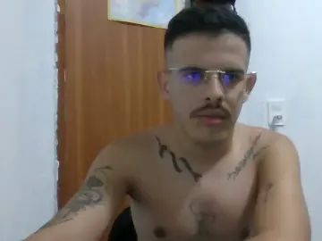 Gay sex chat with NovCE - camgaychat.com - Portugal