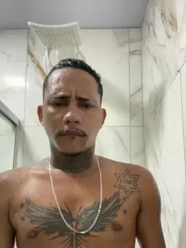 Gay sex chat with gleibson5 - camgaychat.com - Portugal