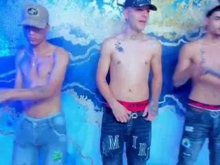 Gay sex chat with polyvoyy - camgaychat.com