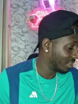 Gay sex chat with BBcMaskedBandit - camgaychat.com - Britain