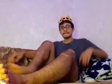 Gay sex chat with camilor00 - camgaychat.com - Britain