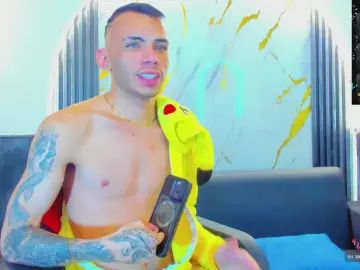 Gay sex chat with twink_slave25 - camgaychat.com - Britain