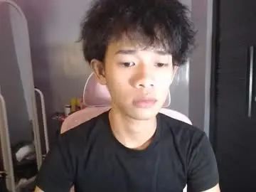 Gay sex chat with pixydust_69 - camgaychat.com - Britain