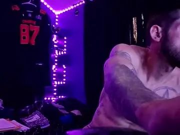 Gay sex chat with colevan2390 - camgaychat.com - Britain