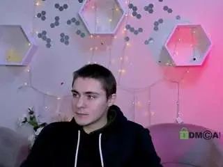 Gay sex chat with thomas-crow - camgaychat.com