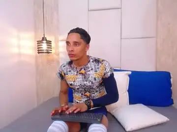 Gay sex chat with dante_savage1 - camgaychat.com - Britain