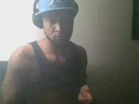 Gay sex chat with Zariah18 - camgaychat.com - Britain