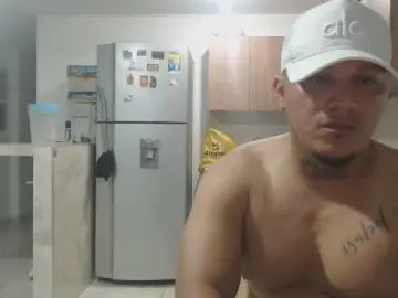 Gay sex chat with tonystarxxx - camgaychat.com