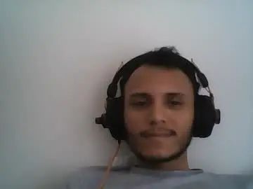 Gay sex chat with donlorran - camgaychat.com - Britain