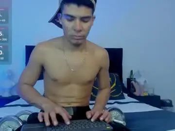 Gay sex chat with marcus_moreno - camgaychat.com - Britain