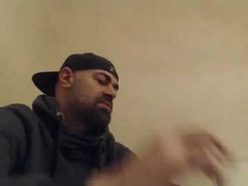 Gay sex chat with sirroberto - camgaychat.com - Britain