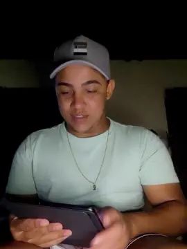 Gay sex chat with Jujudanadinho - camgaychat.com - Portugal