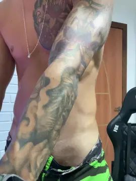 Gay sex chat with Fehpaugrosso - camgaychat.com - Portugal