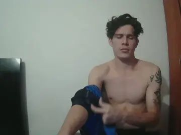 Gay sex chat with suez777 - camgaychat.com - Britain