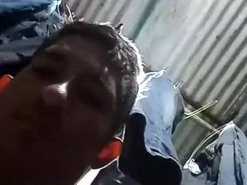 Gay sex chat with americanweed1903 - camgaychat.com - Britain