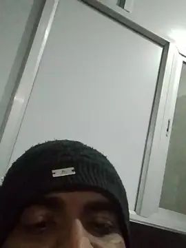 Gay sex chat with FuckYou_Badly - camgaychat.com