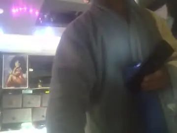 Gay sex chat with wellsparked - camgaychat.com - Britain