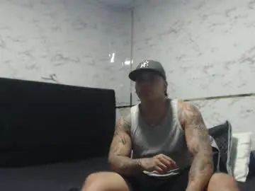 Gay sex chat with dark_tempt - camgaychat.com - Britain