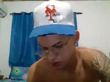 Gay sex chat with master_boy01 - camgaychat.com - Spain