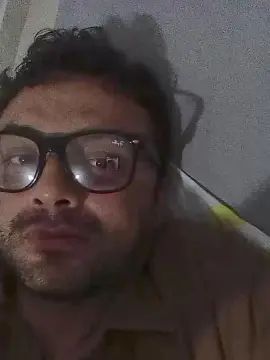 Gay sex chat with CondeVladxxx - camgaychat.com - Britain