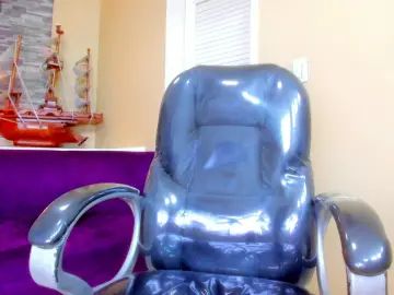 Gay sex chat with Hottie_Bearr - camgaychat.com - Britain