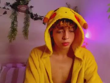 Gay sex chat with Twinkk_Guy - camgaychat.com - Britain