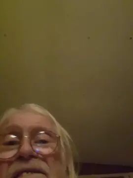 Gay sex chat with Patsfaytoy69 - camgaychat.com - Britain