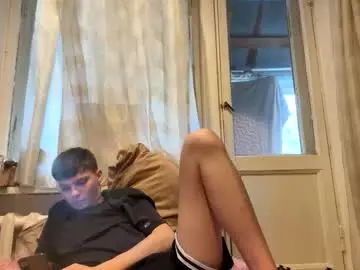 Gay sex chat with kvara328832 - camgaychat.com - Britain