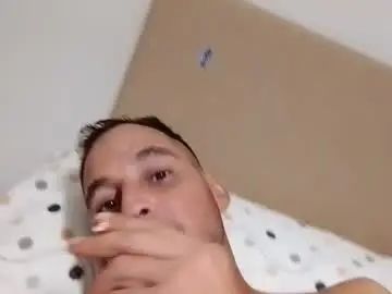 Gay sex chat with mort331688 - camgaychat.com - Britain