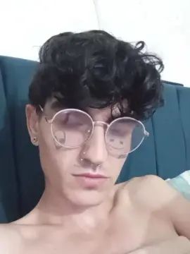 Gay sex chat with lucasgabrielbsv - camgaychat.com - Portugal